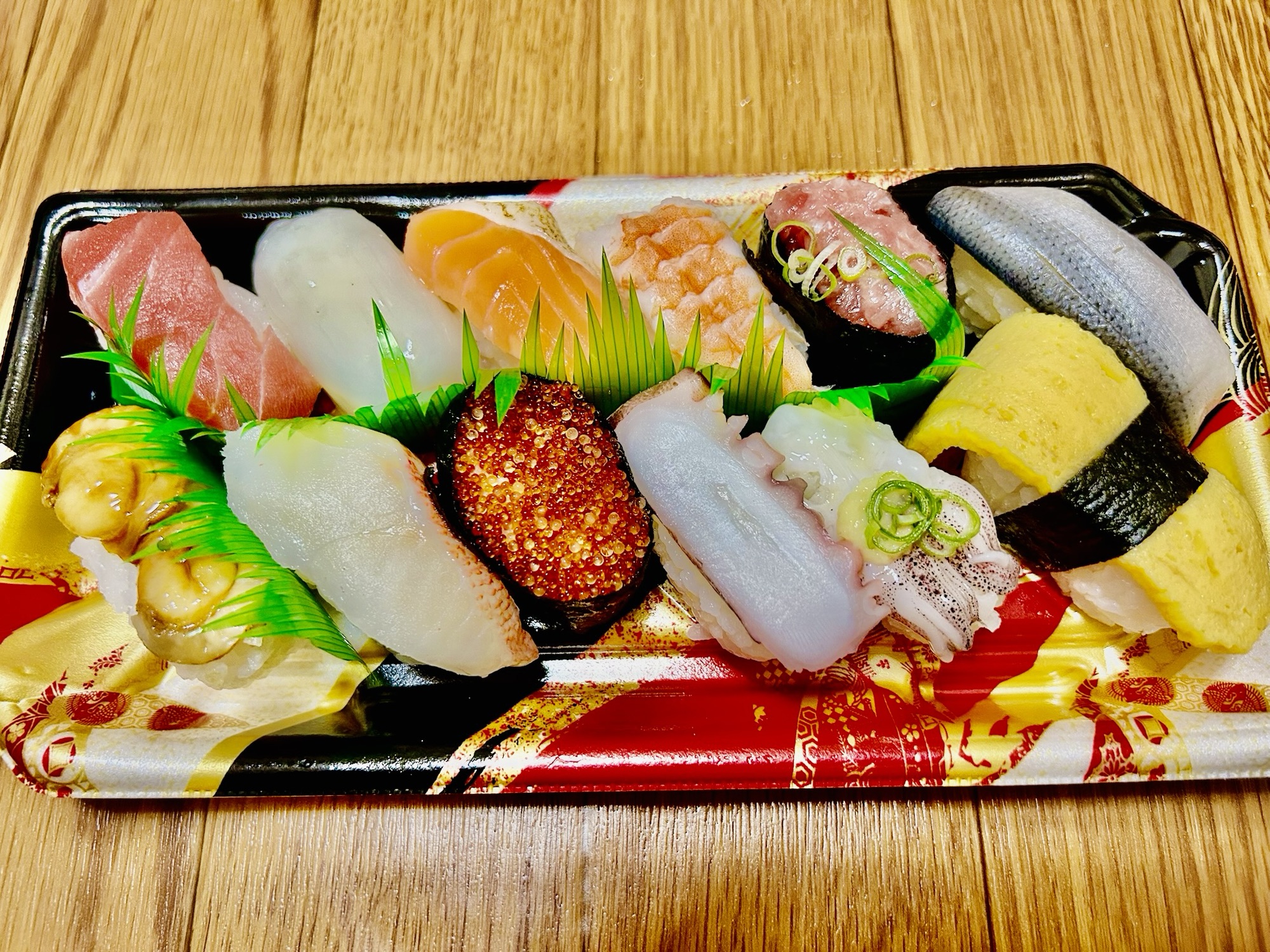 お得なバラエティにぎり寿司
